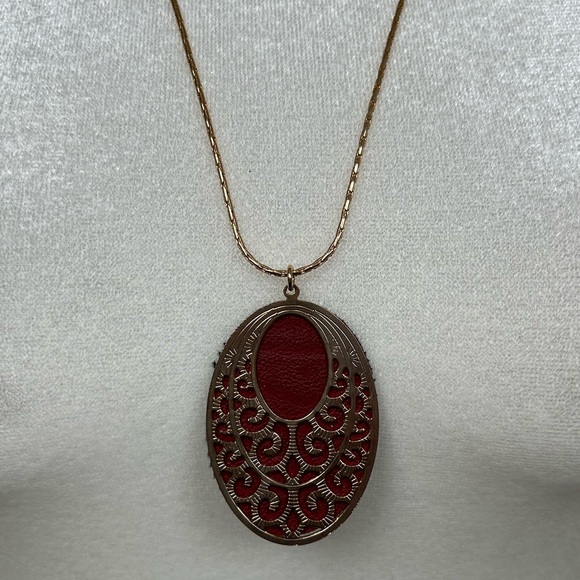 Unique Faux red Leather gold color chain necklace holiday warm winter fall goth - Picture 5 of 6